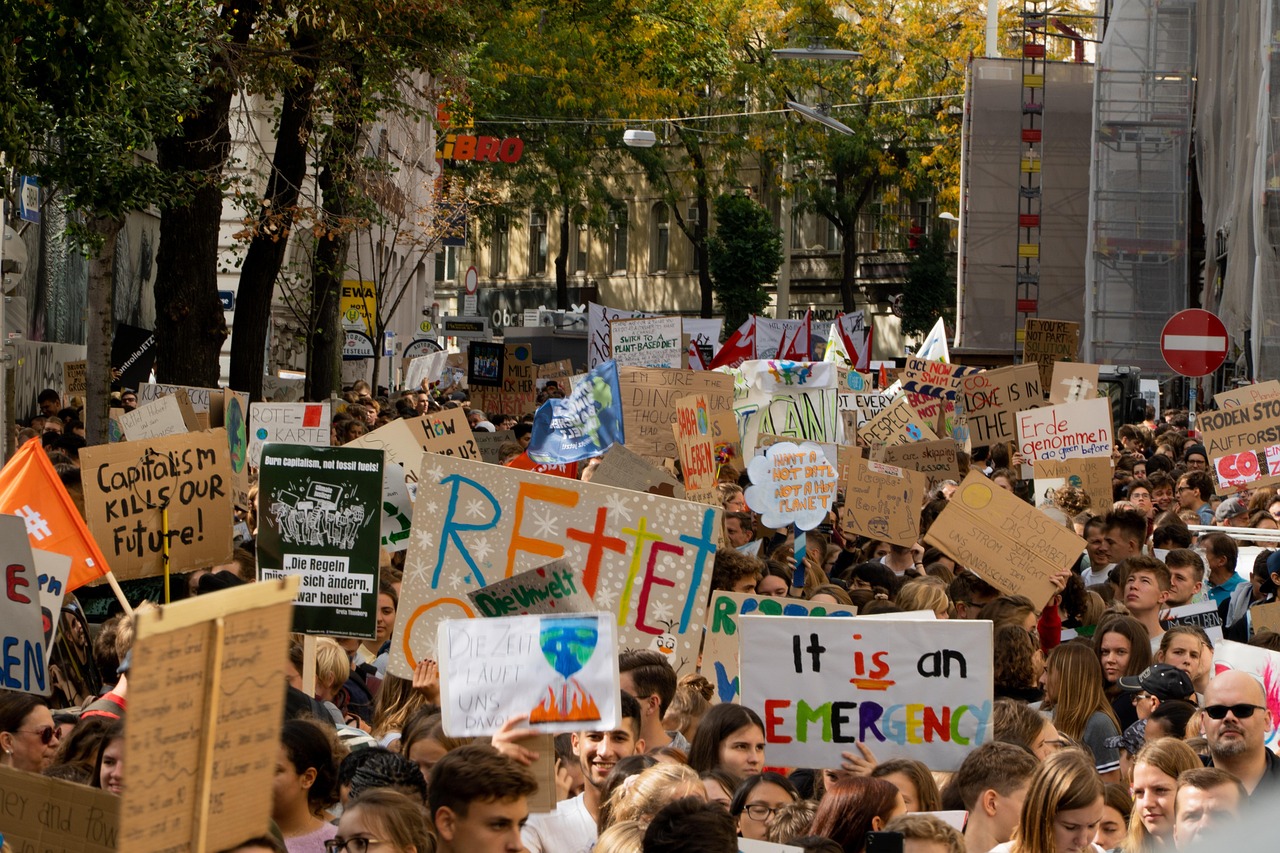 découvrez des solutions innovantes et pratiques pour la protection du climat. engagez-vous dès aujourd'hui pour un avenir durable et sain pour notre planète.