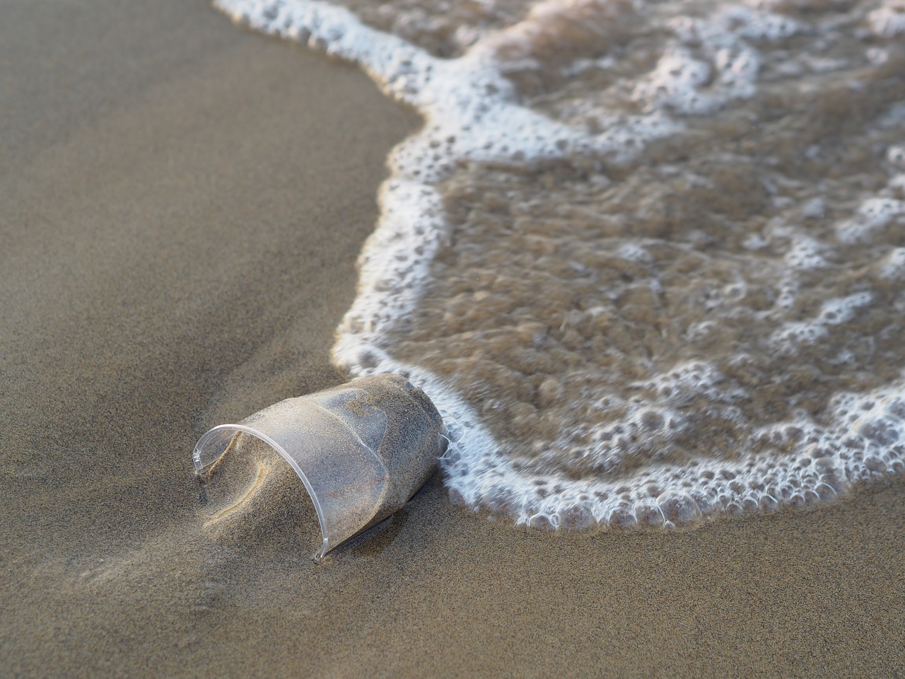découvrez les enjeux de la pollution des océans, ses causes, ses impacts sur la biodiversité marine et les actions nécessaires pour préserver nos mers et océans. engagez-vous pour un avenir plus sain et durable.